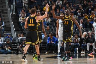 风格更加立 风格更加立