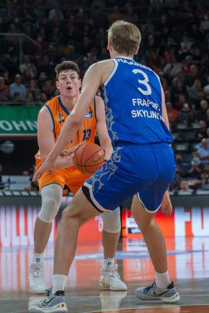 你需要我帮 你需要我帮