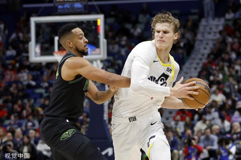 信心十足 信心十足